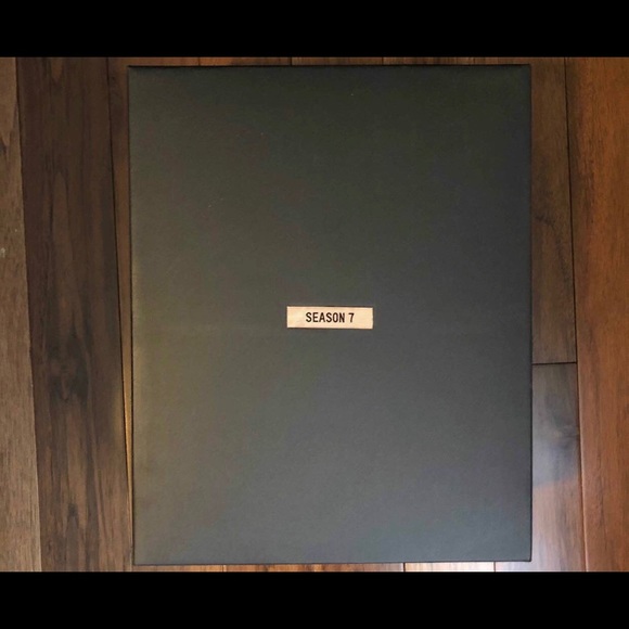 YEEZY DESERT BOOT - Picture 2 of 3